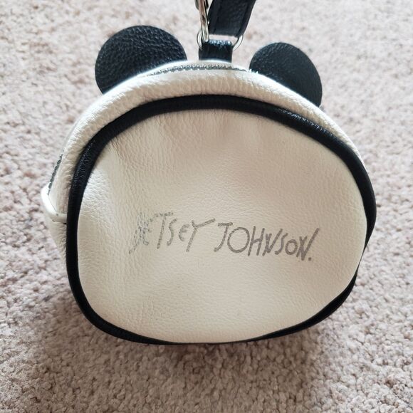 Betsey Johnson Luv Panda Blinking Coin Purse Circle Wristlet Zip Faux Leather - Picture 3 of 6